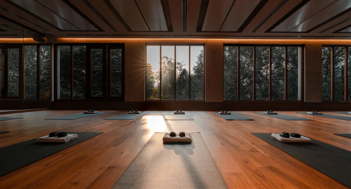 hotel-staff-employee-personal-trainer-yoga-certification-teacher-training