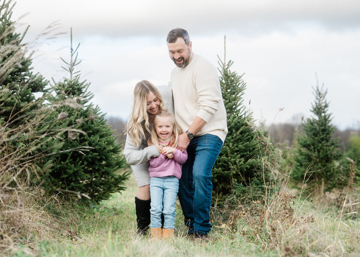 family_portraits_benjamin_treefarm_waterloo2