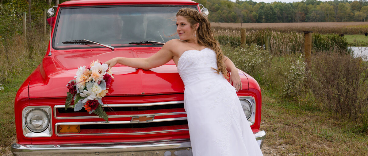 rustic-gathering-IN-wedding-antique-truck