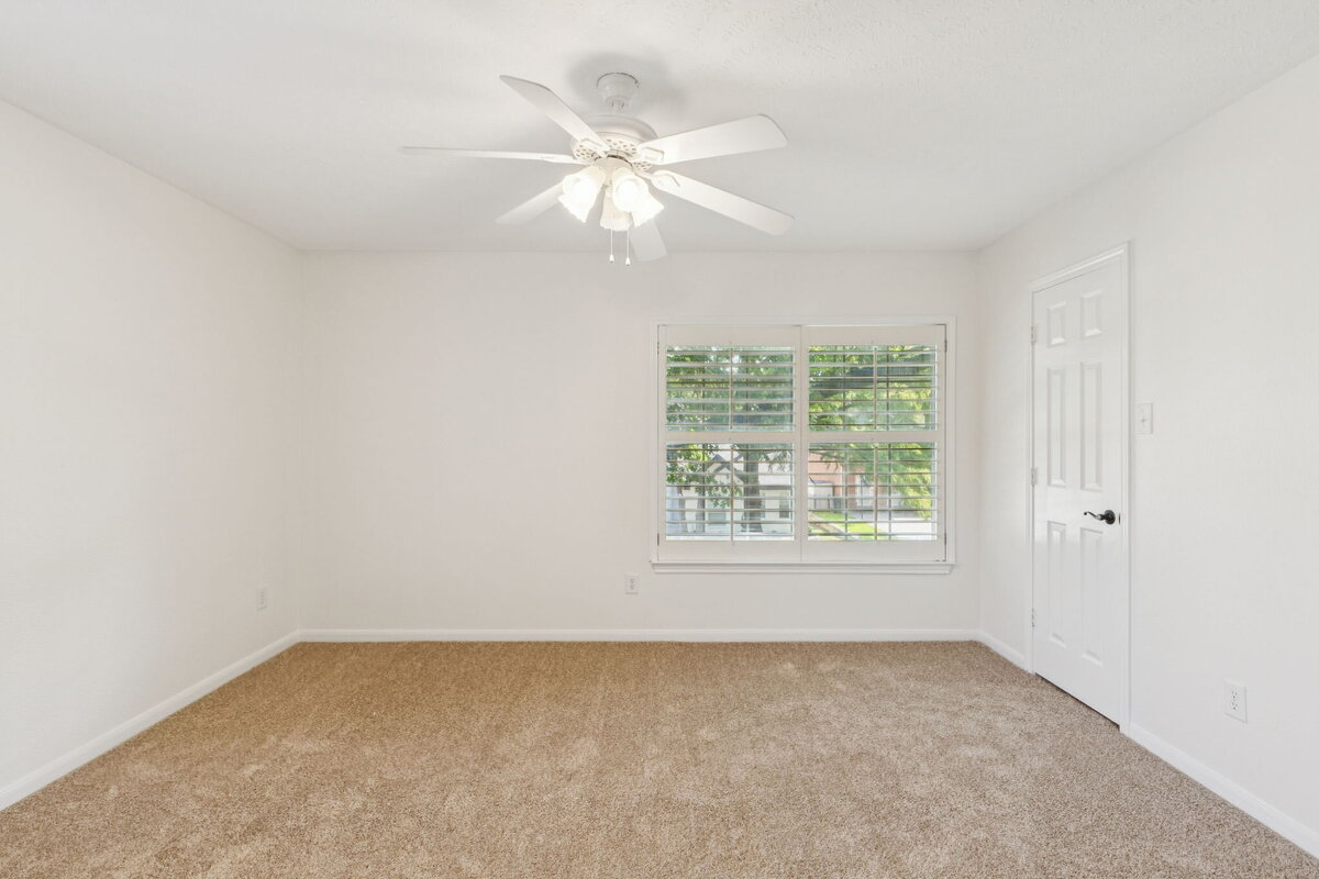 37-5713Firecrest_037