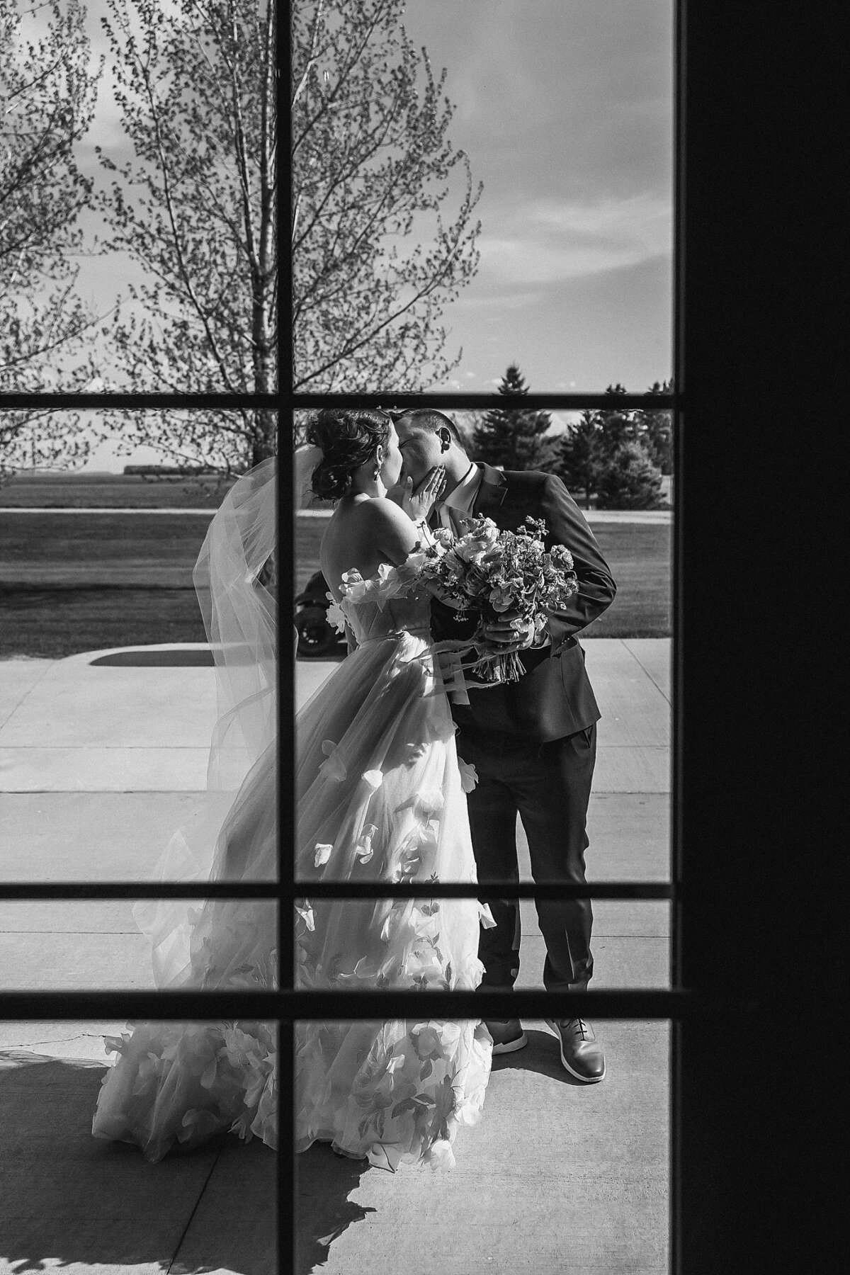 Pines White Venue ND Wedding Photos