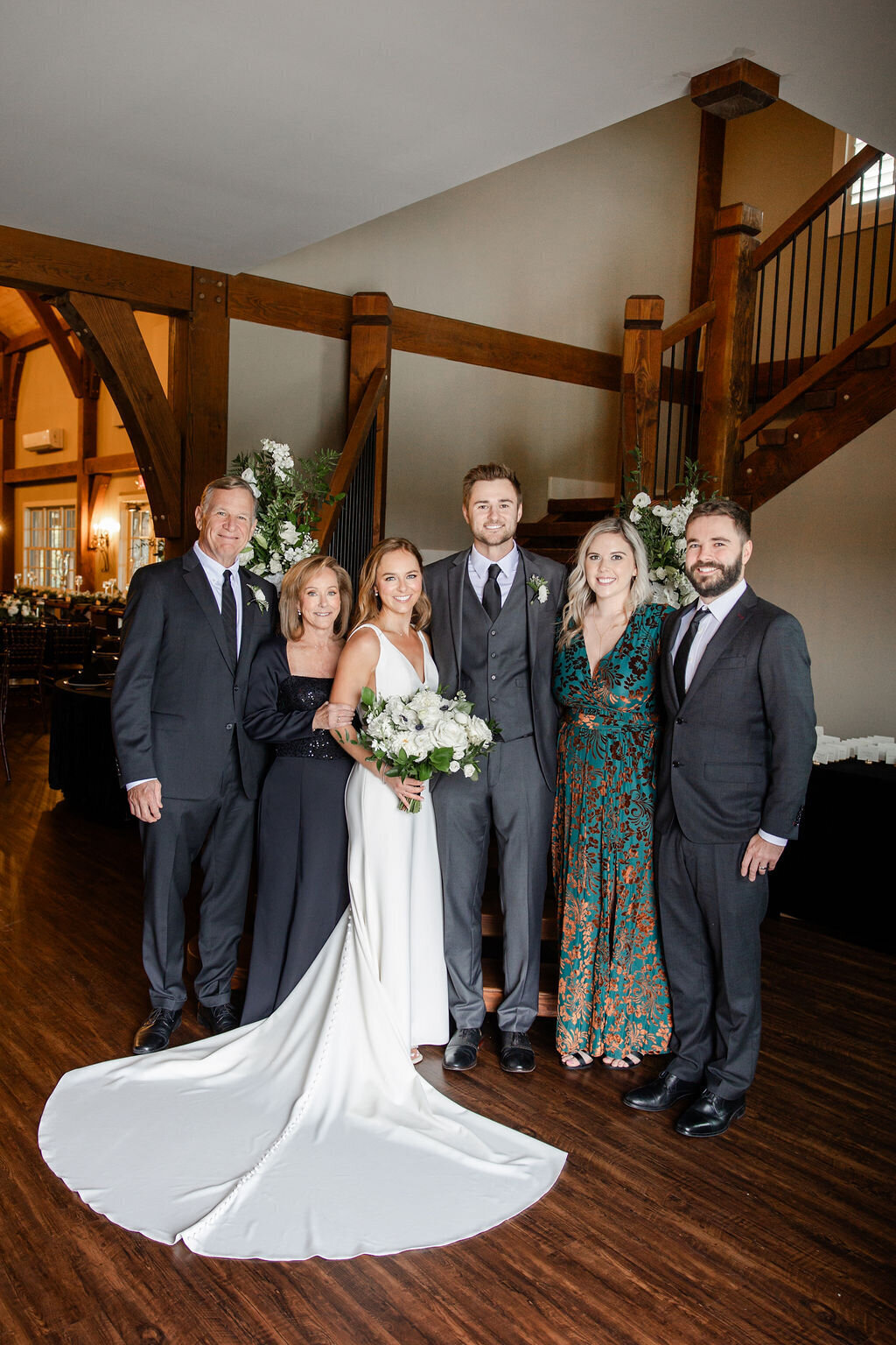 emily_and_nickweddinghighlights115