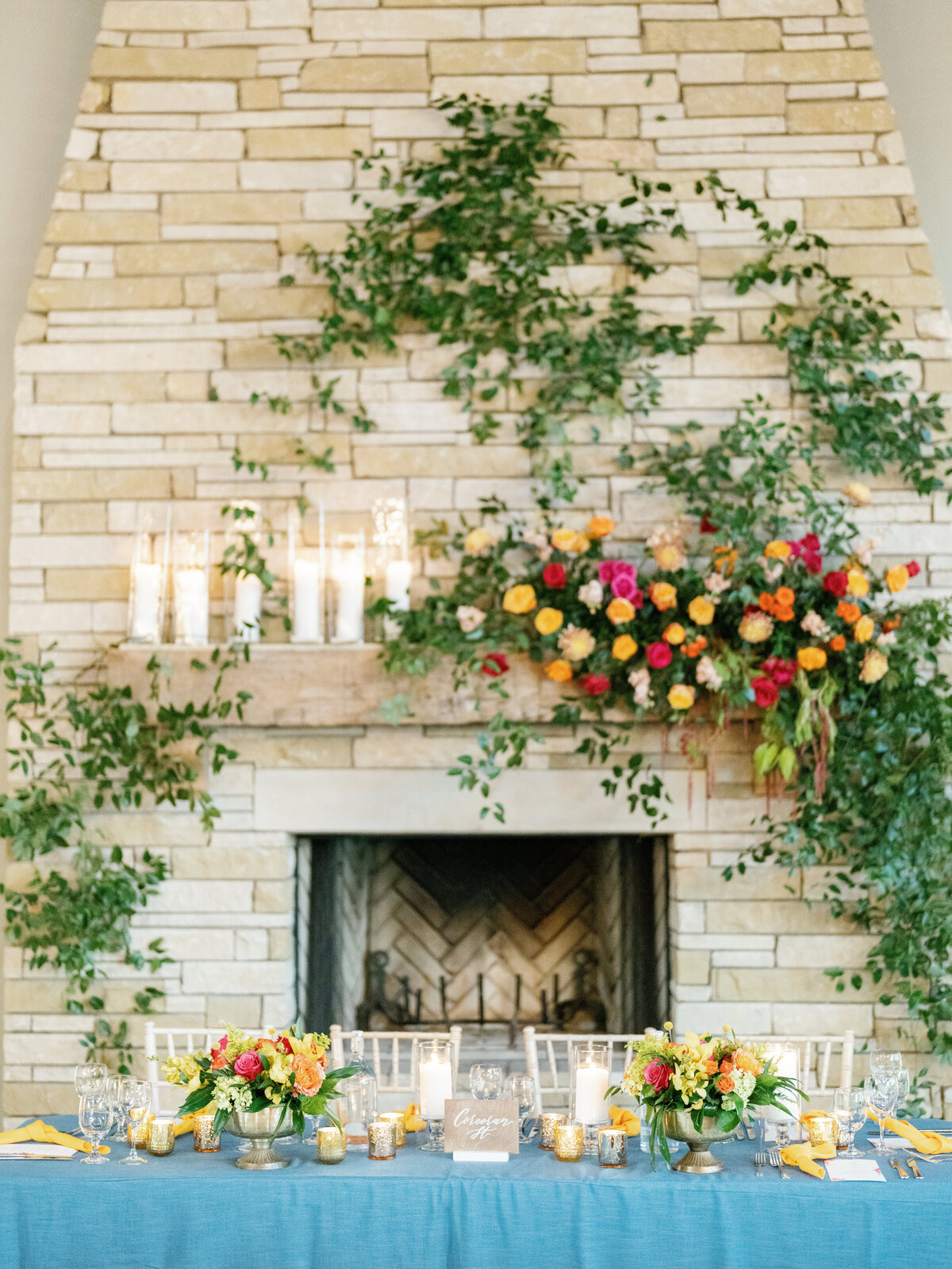 Canyonwood Ridge wedding venue with sweeping Hill Country views and oak trees
