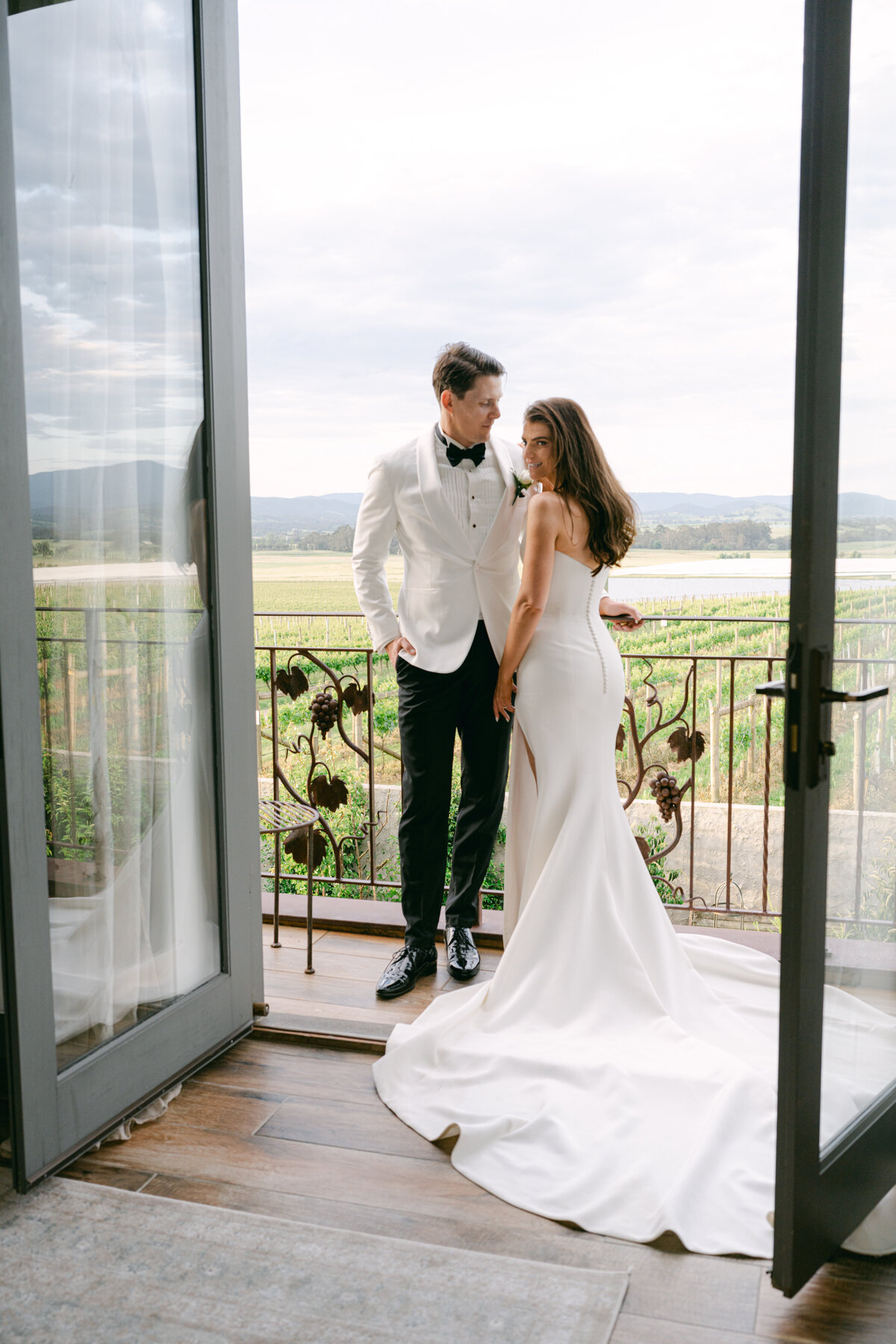 M+M - Couple Portraits-100