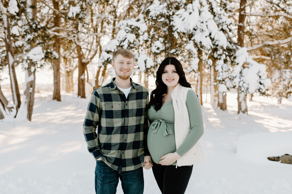 christina_ney_photography_wedding_engagement_lifestyle_photographer_dubuque_iowa_wedding_planning_assistance_adventurous_bold_laidback Family Photography84