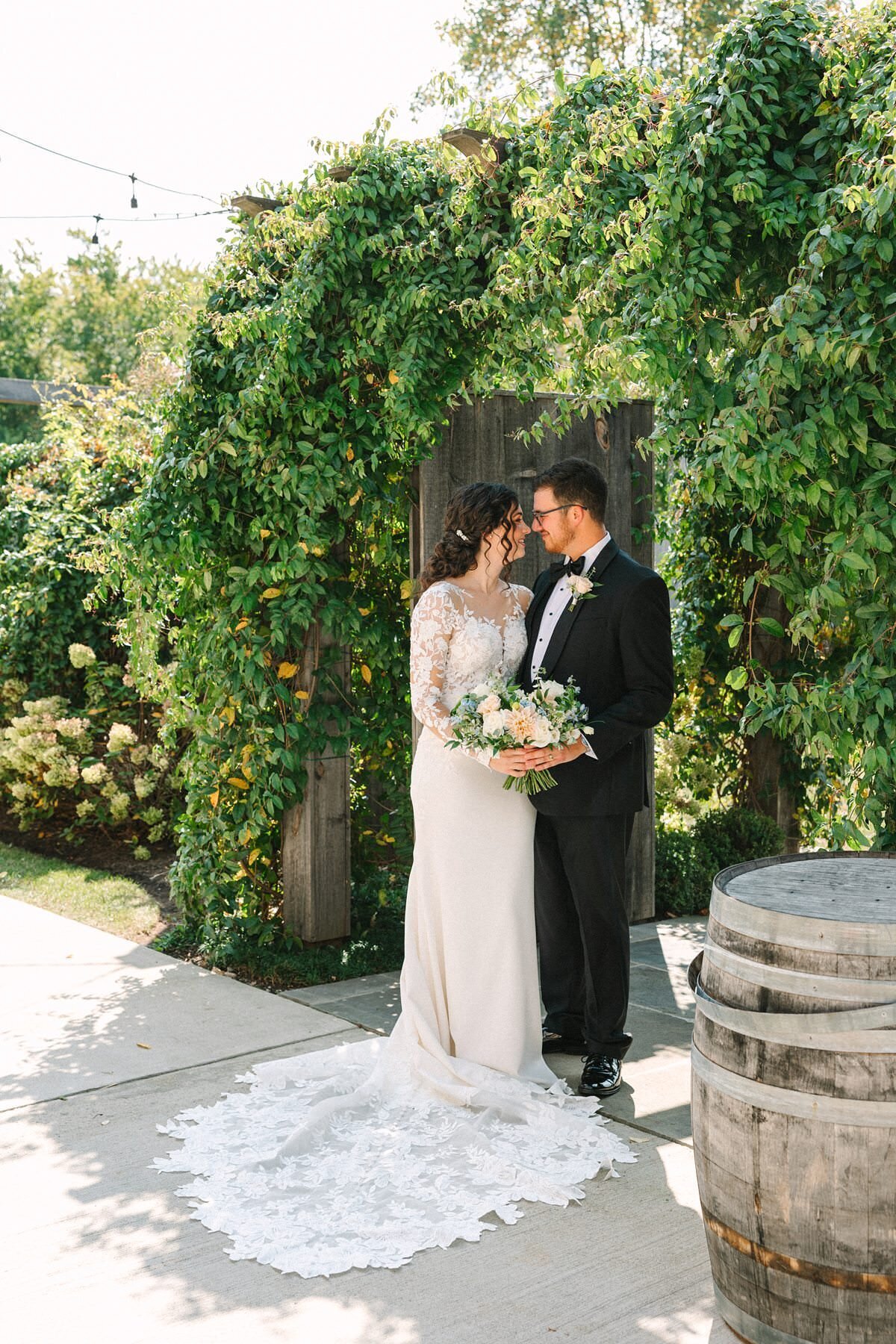 Bride and Groom Wedding Portaits Kelynn and Mathew Evansville Owensboro179