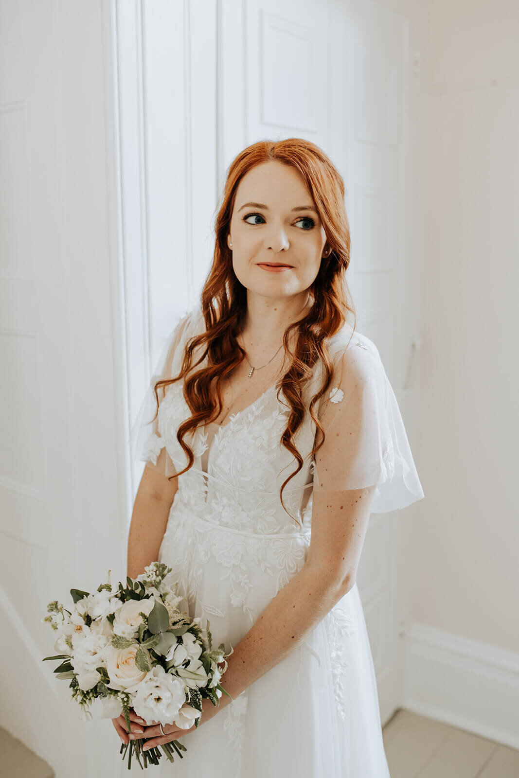 Issy-and-Bella-Floral-Design-Wedding-Florist-Herefordshire-Lyde-Court-A-L13