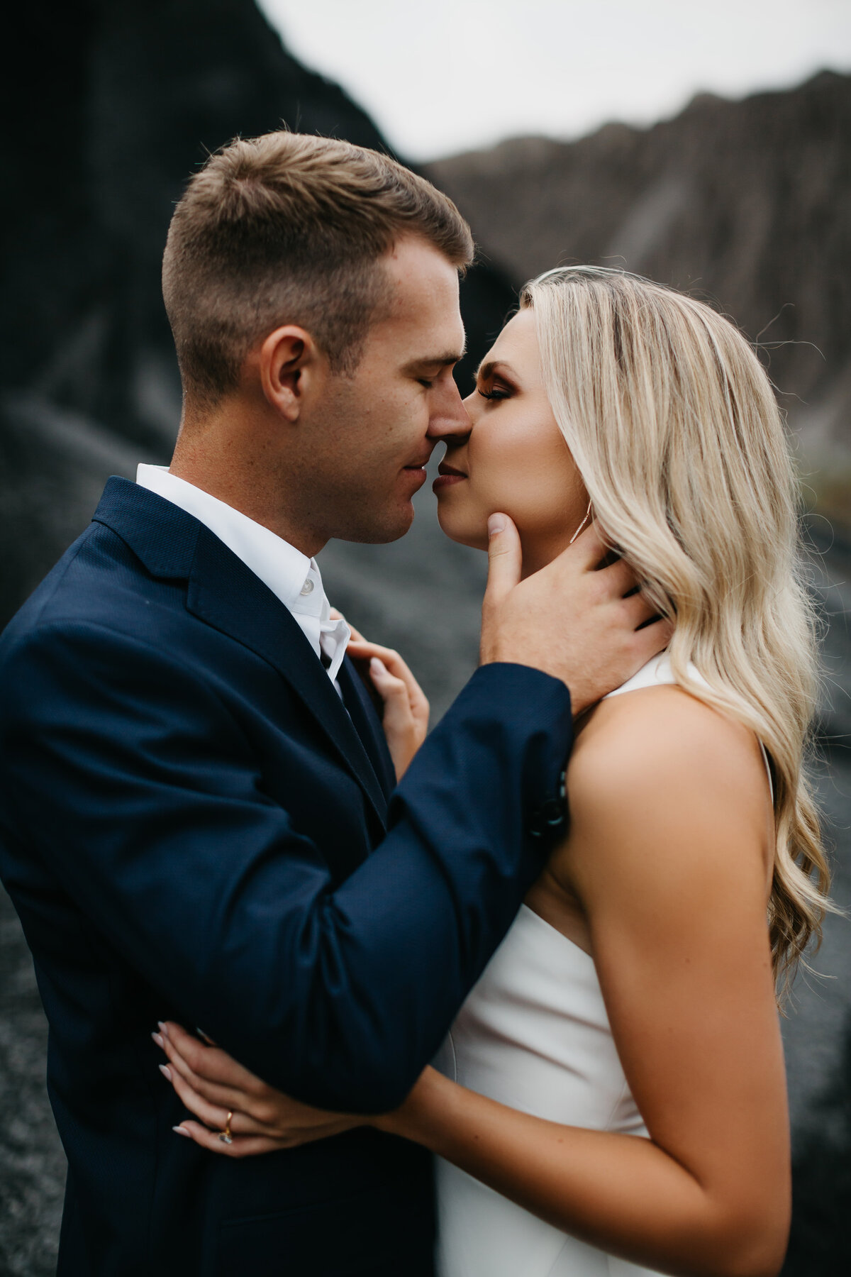 Vibrant & Colorful Philadelphia Engagement Photos