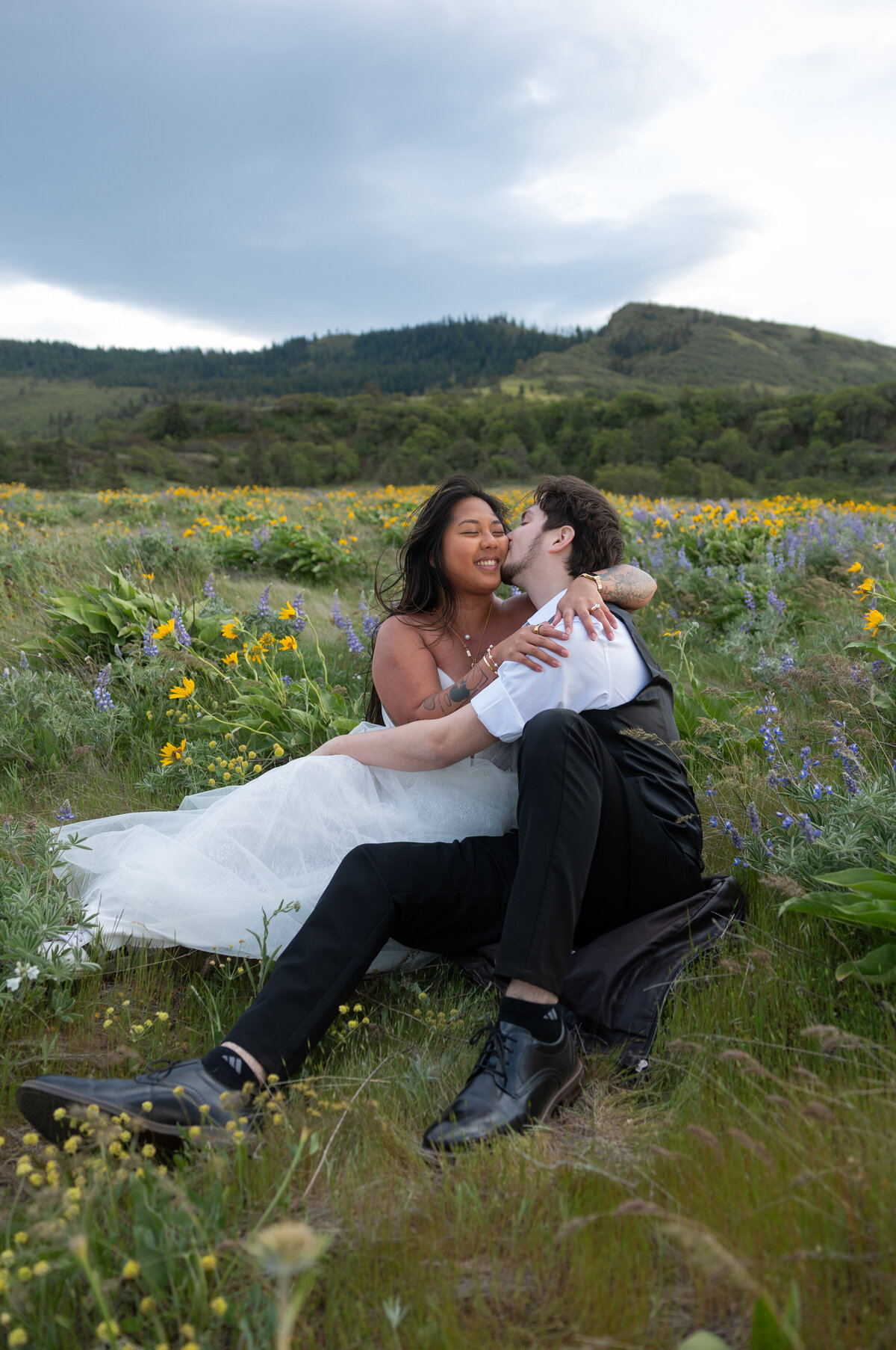 Rowena Crest Wildflower Elopement