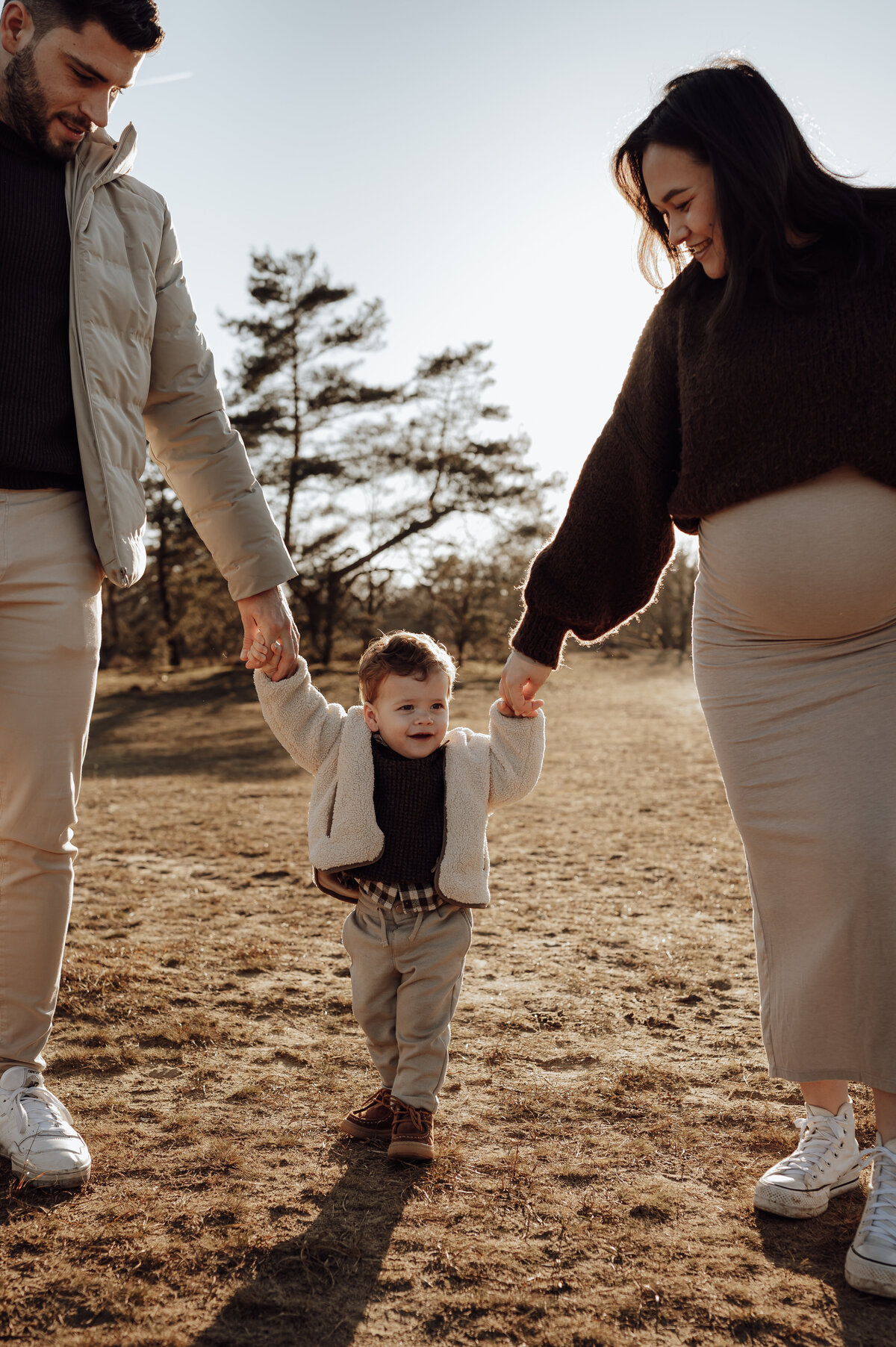 Zwangerschapsfotoshoot op Kalmthoutse Heide met gezin
