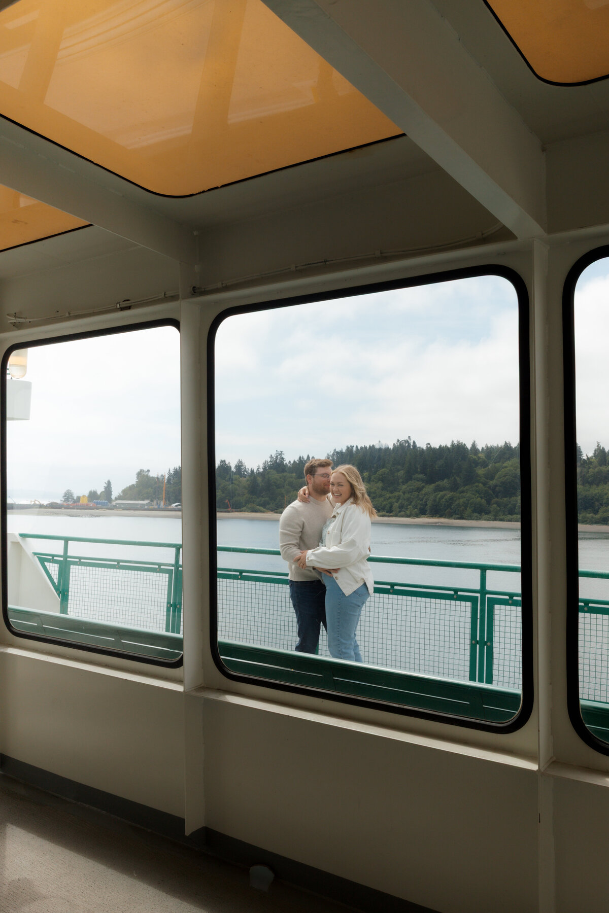 SeattleFerryCouplesPhotography111