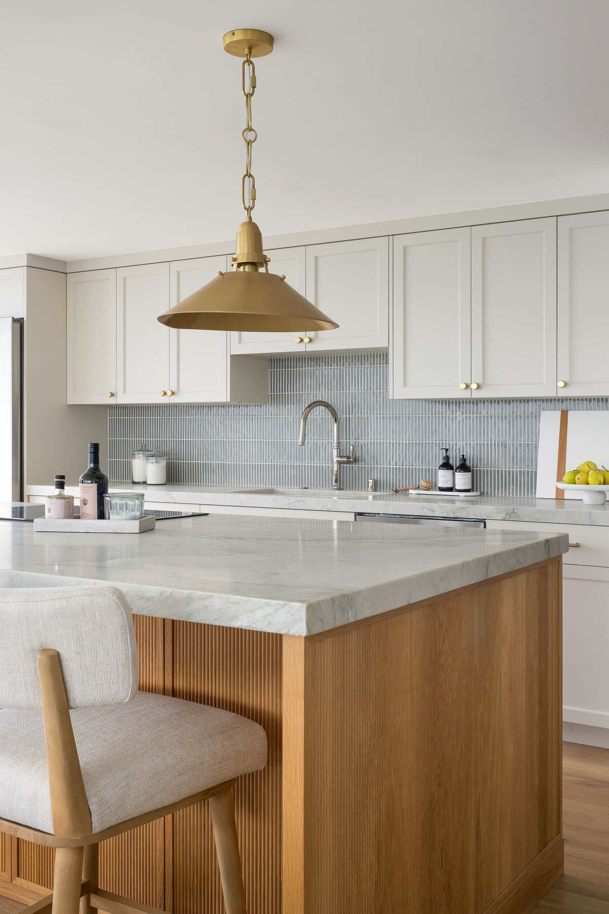 09-22-25_B56_1710AvenidaDelMundo8248