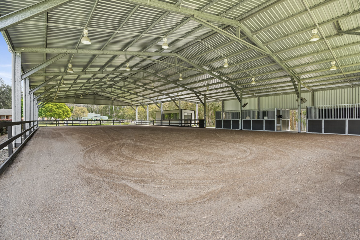 BeyondThePaddock_Space.06.54 pm