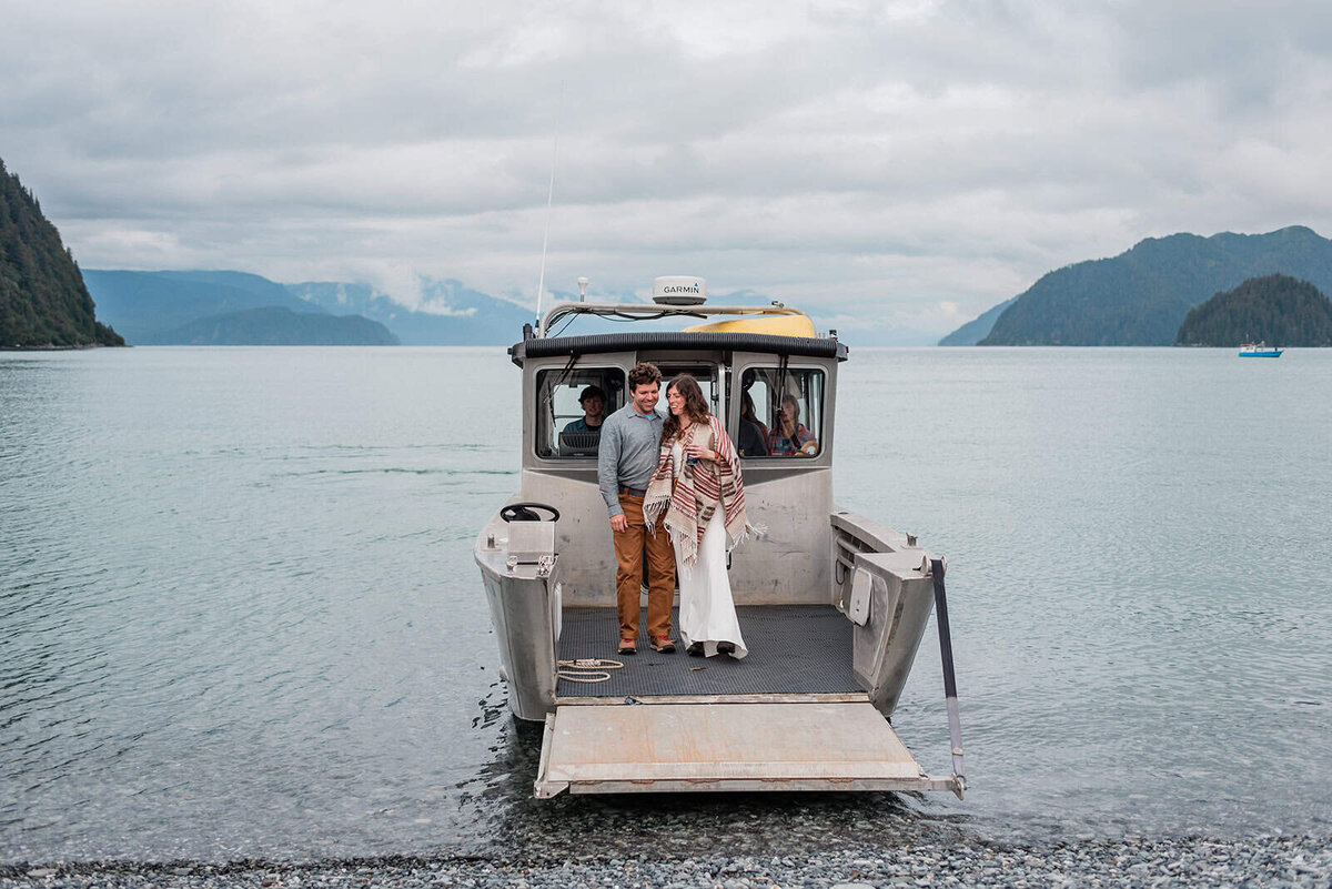 best-venue-in-seward-for-ceremony-locations-on-the-beach-with-oceanfront-views