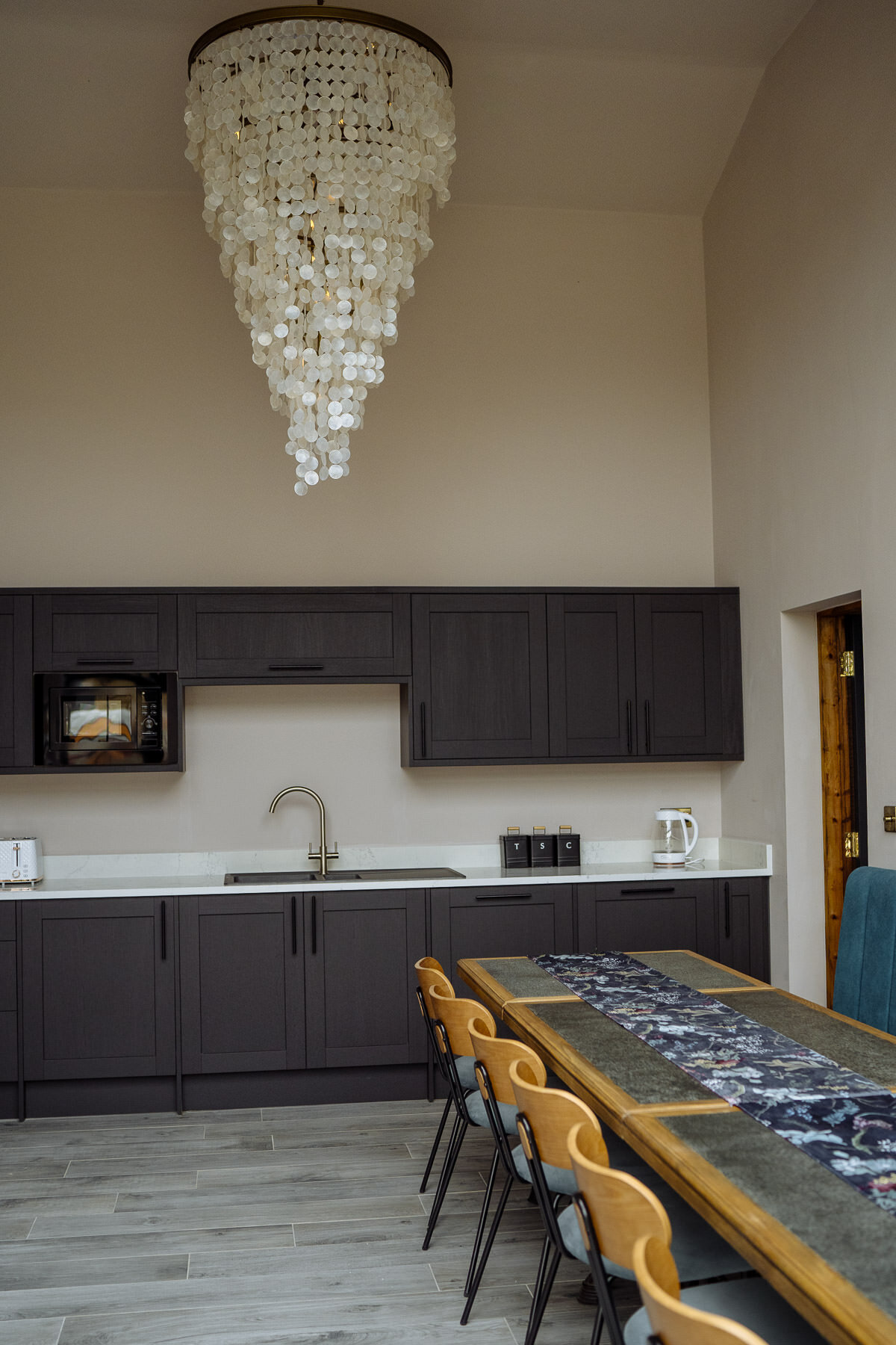Interiors 14147