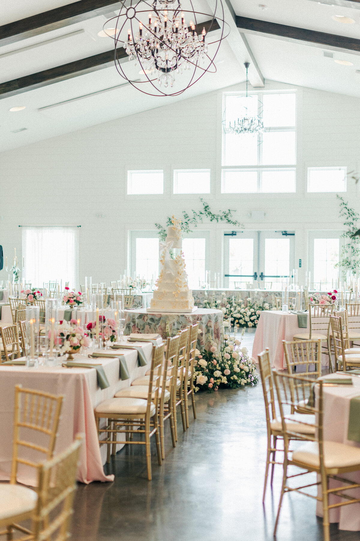 2-FrancesFloralDesign-Ohio-Wedding-Flowers