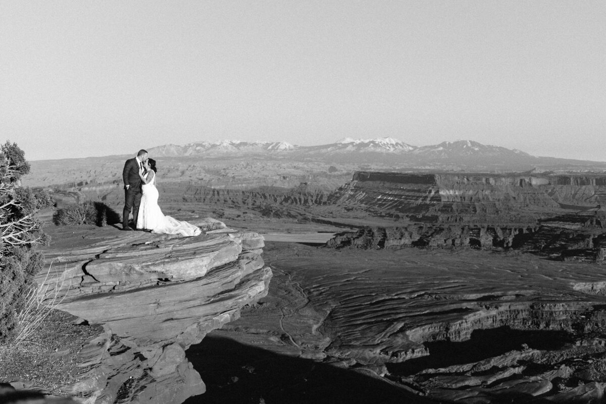 elopement-moab-dead-horse-point_1015bw