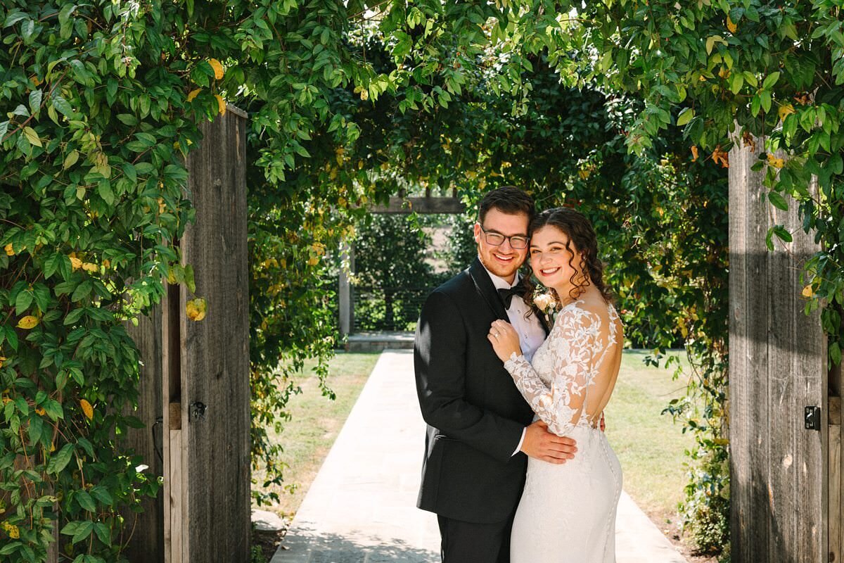 Bride and Groom Wedding Portaits Kelynn and Mathew Evansville Owensboro192