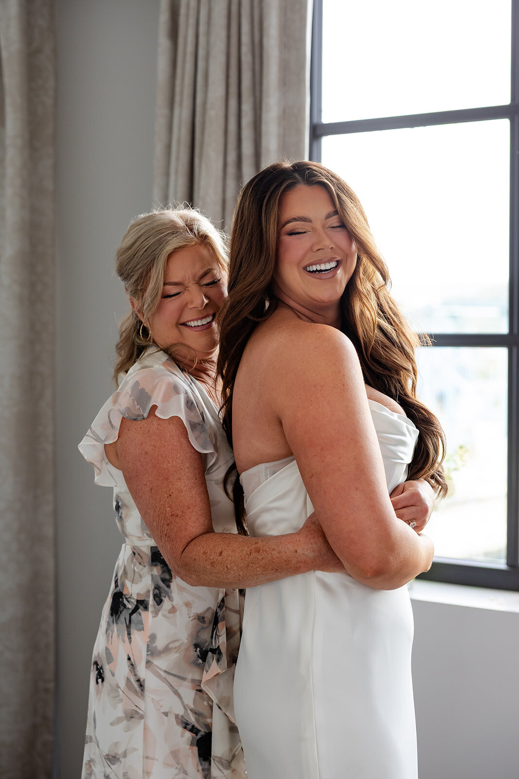 BluffViewArtDistrictWedding_0191