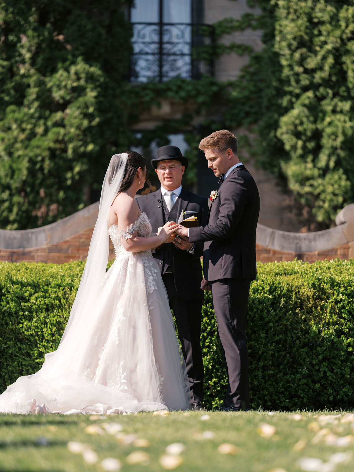 Maria + Grant + Truvision Studios 125