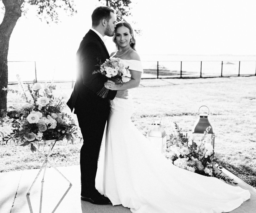 elopement-photography-austin-texas-yacht-club_0198