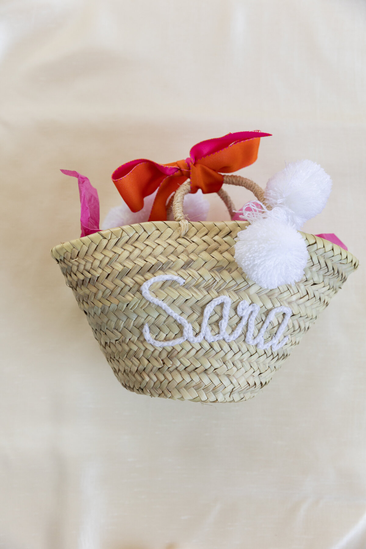 Basket with a name sara