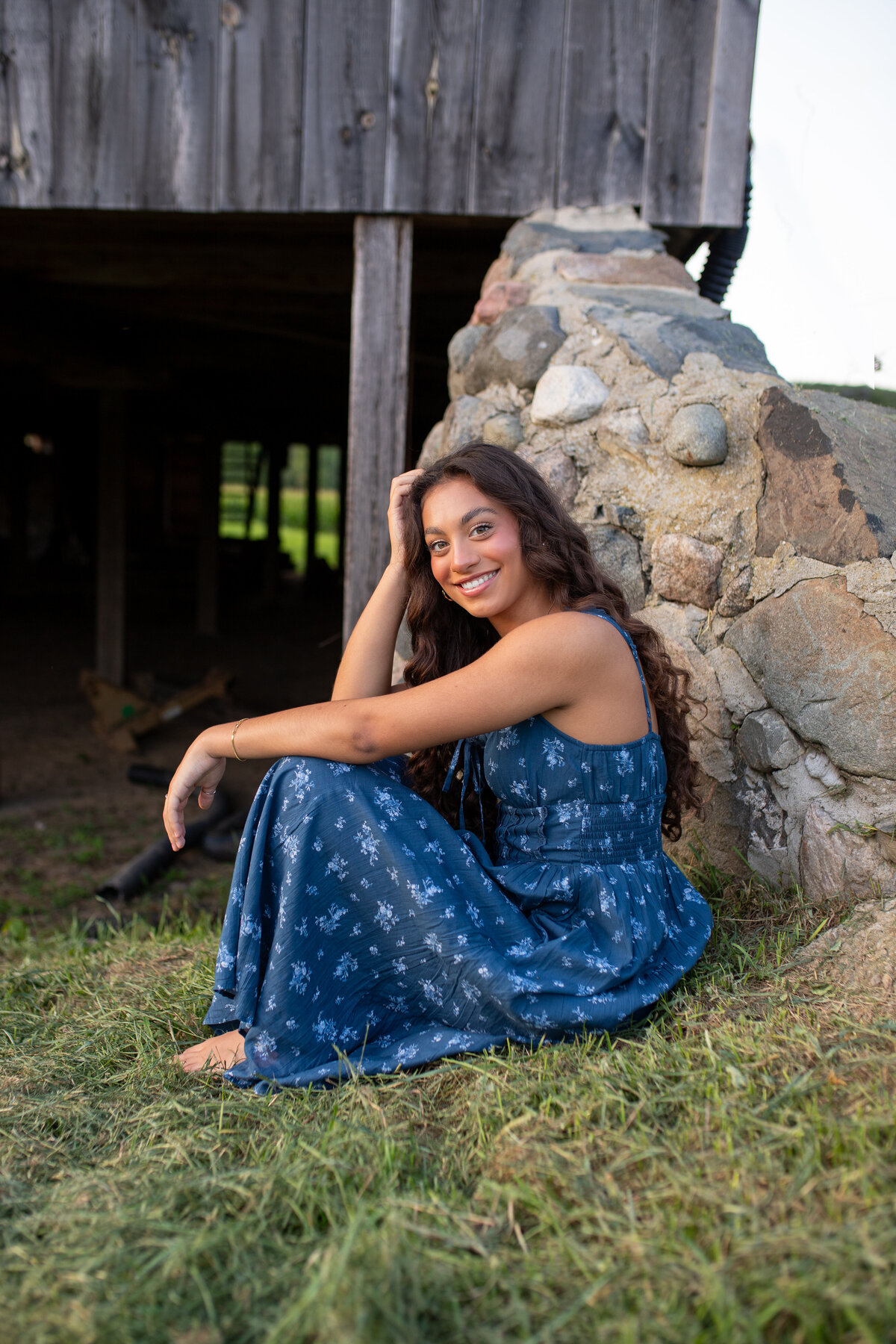 Brighton-michigan-senior-portrait-photographer-anadalai-photography