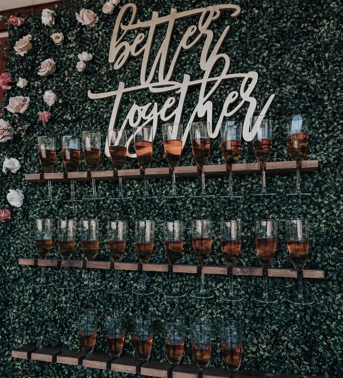 Rose champagne wall design