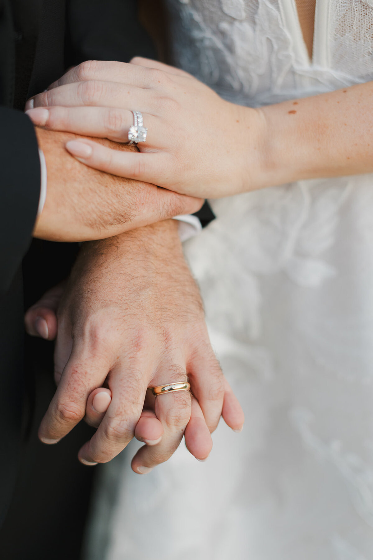 Grace-Brown-Photography-Bellevue-Hall-Tented-Wedding_074