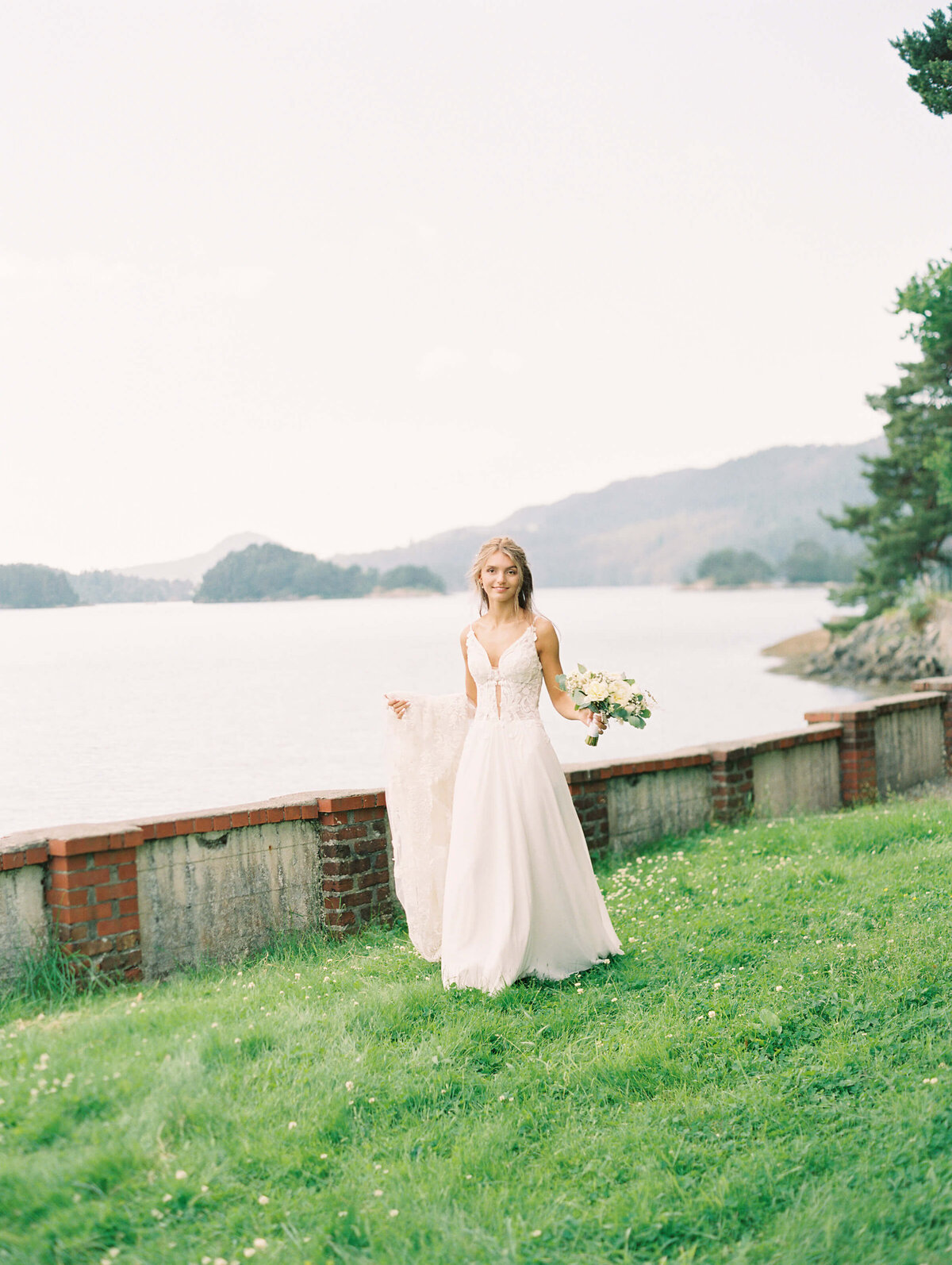 Lisa-Leanne-Photography_Bergen-Norway-Wedding_International-Wedding-Photographer_Destination-Wedding-Photographer_27