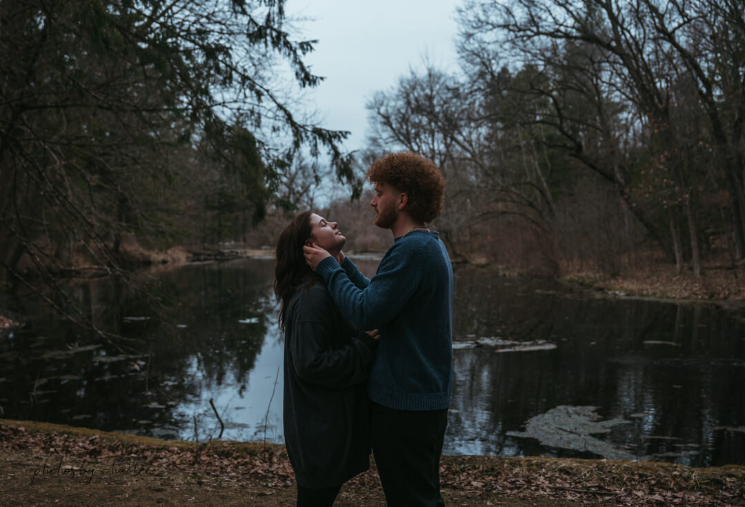 milwaukee engagement photographer-110