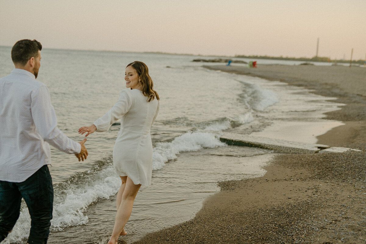 a-toront-engagement-session-queen-street-east-the-beaches-summer-fun-whimsical-romantic-2254