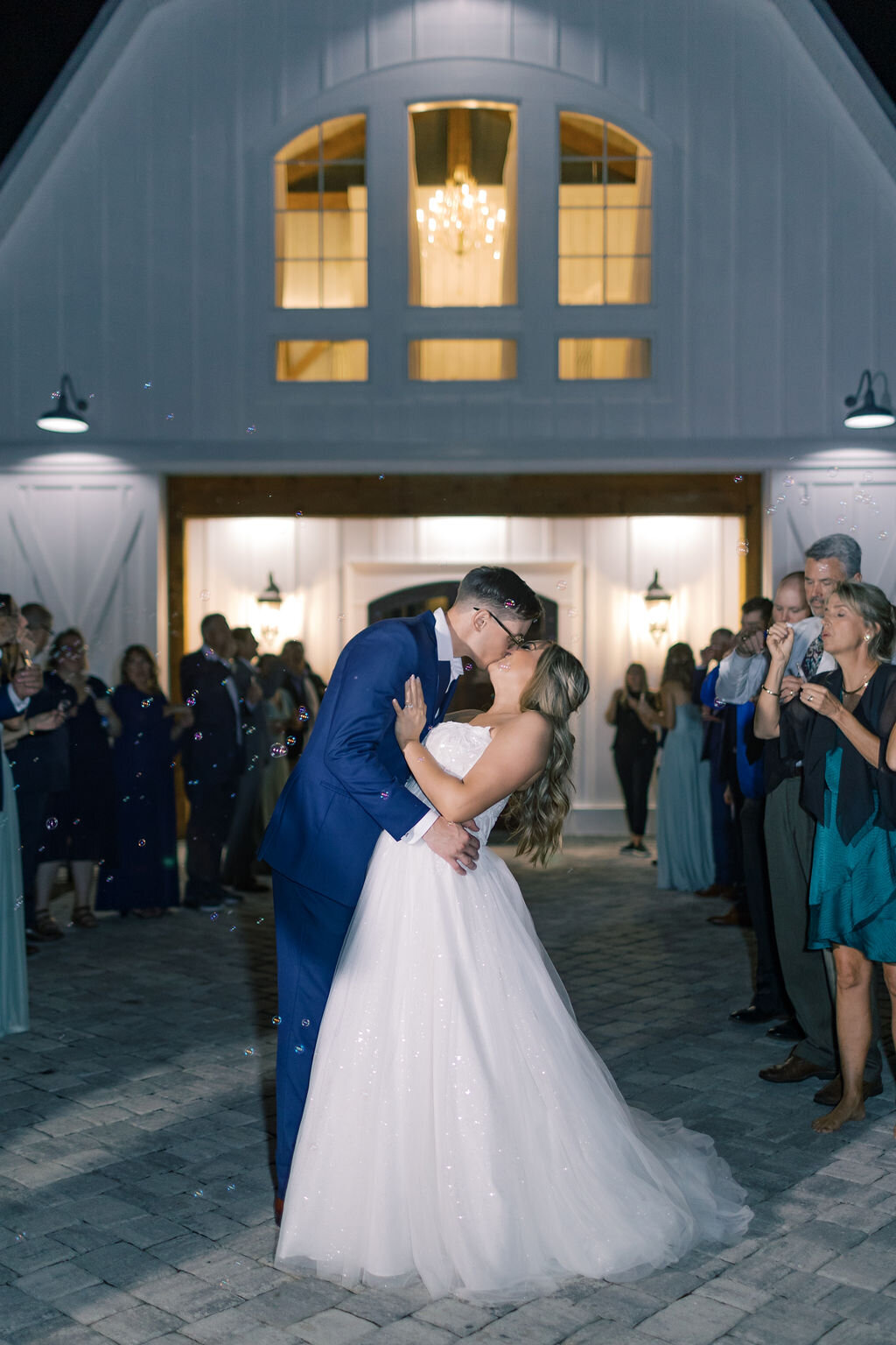Heyward Manor Wedding Venue Stee Garman Light And Airy Photographer 0085