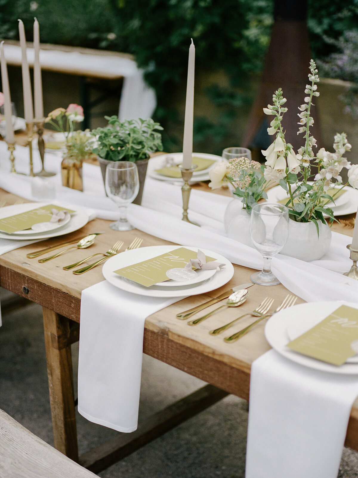 wedding dinner reception tablescape for Glass House community wedding in Grand Rapids, Michigan