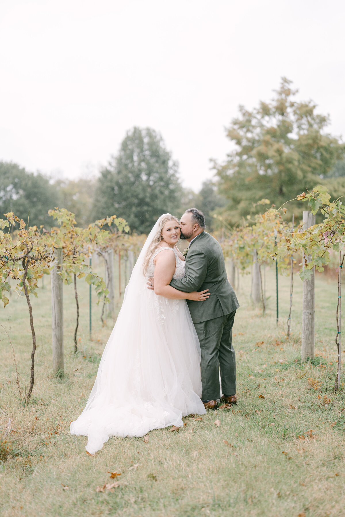 MalloryZack_Weddingday_CouplesPortraits_10.14.23-53