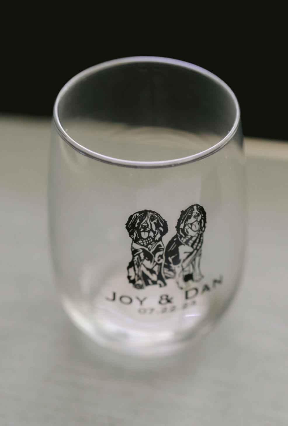 dog-wine-glass-wedding-favor