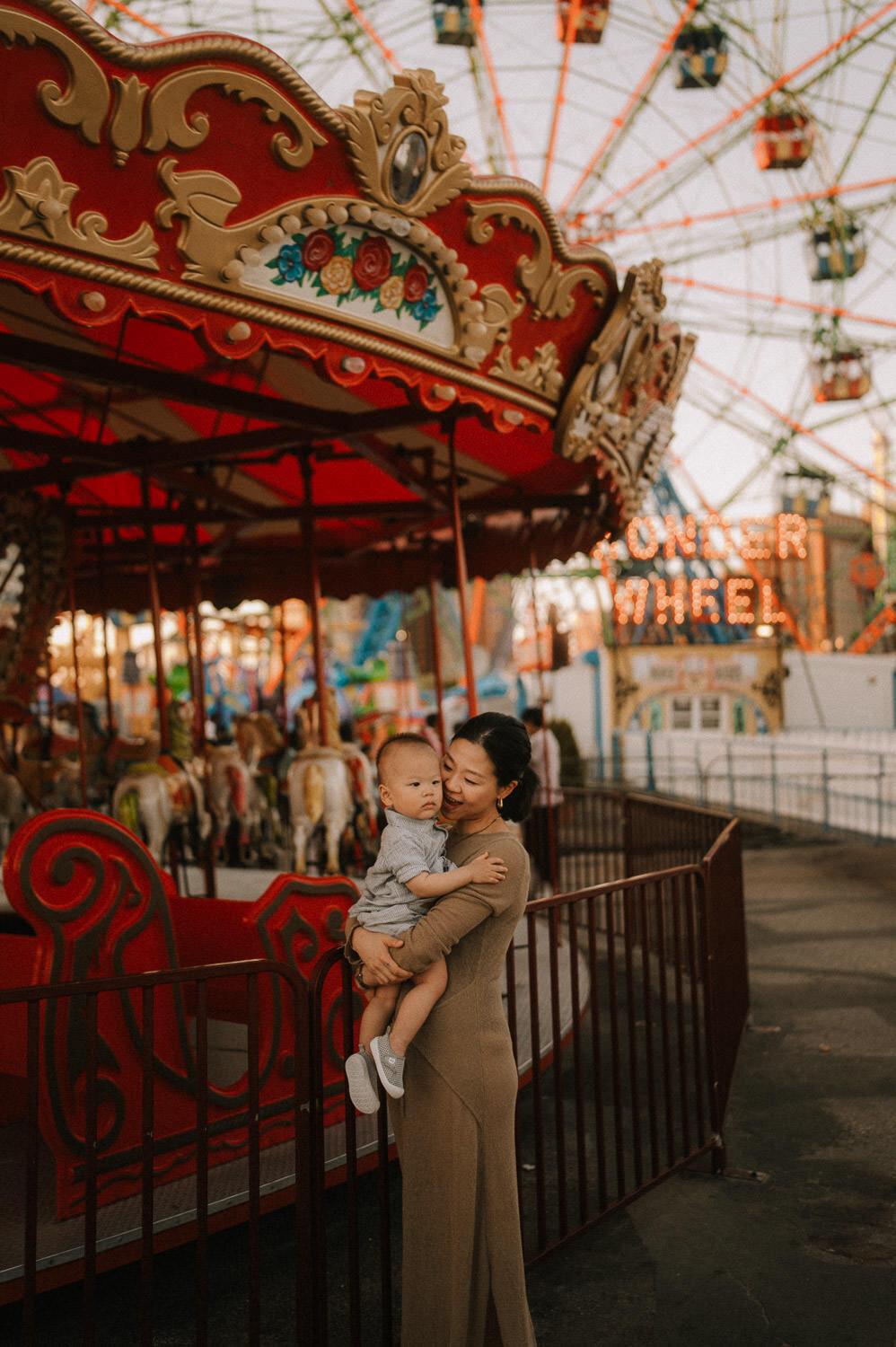 Family Photography - NYC - Brooklyn - Coney Island - Festival-013