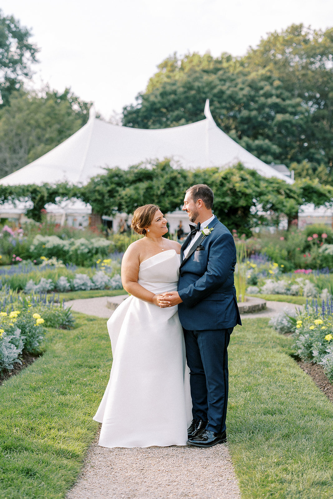 Glen Magna Farms Wedding Photos-By Halie Wedding Photography-CR20230805-PREVIEW-128