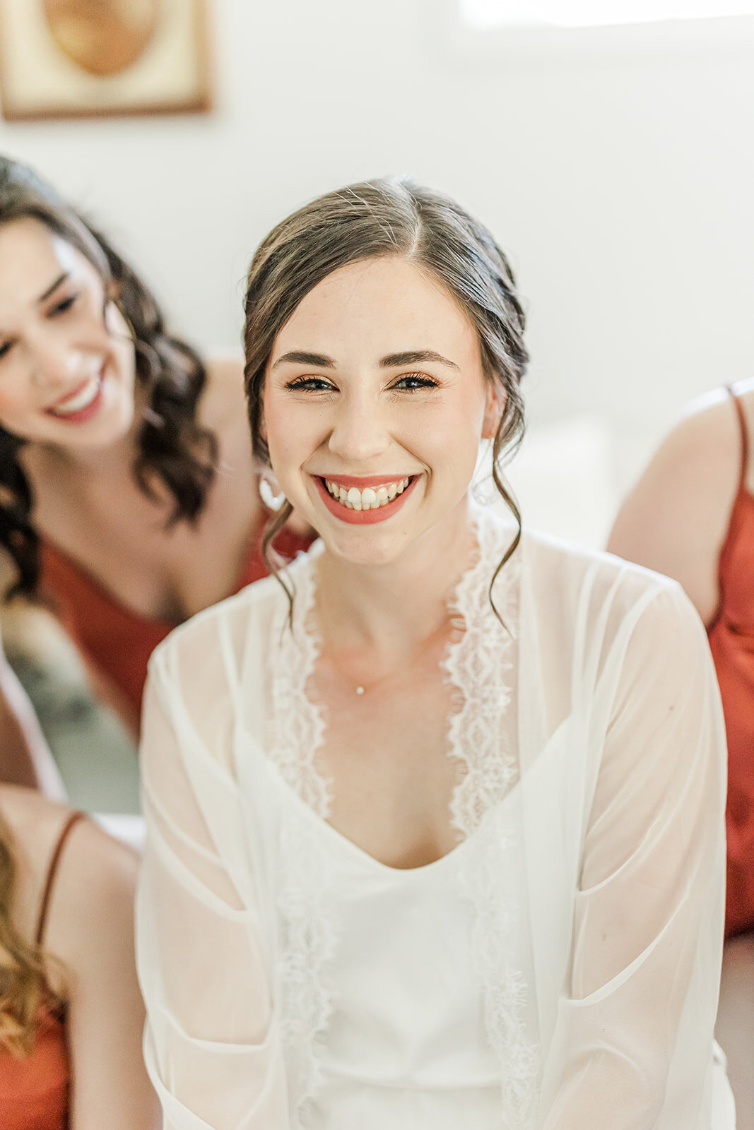williamsburgweddingphotographer-themainofwilliamsburgwedding-getting ready emily and daniel - 1 -157