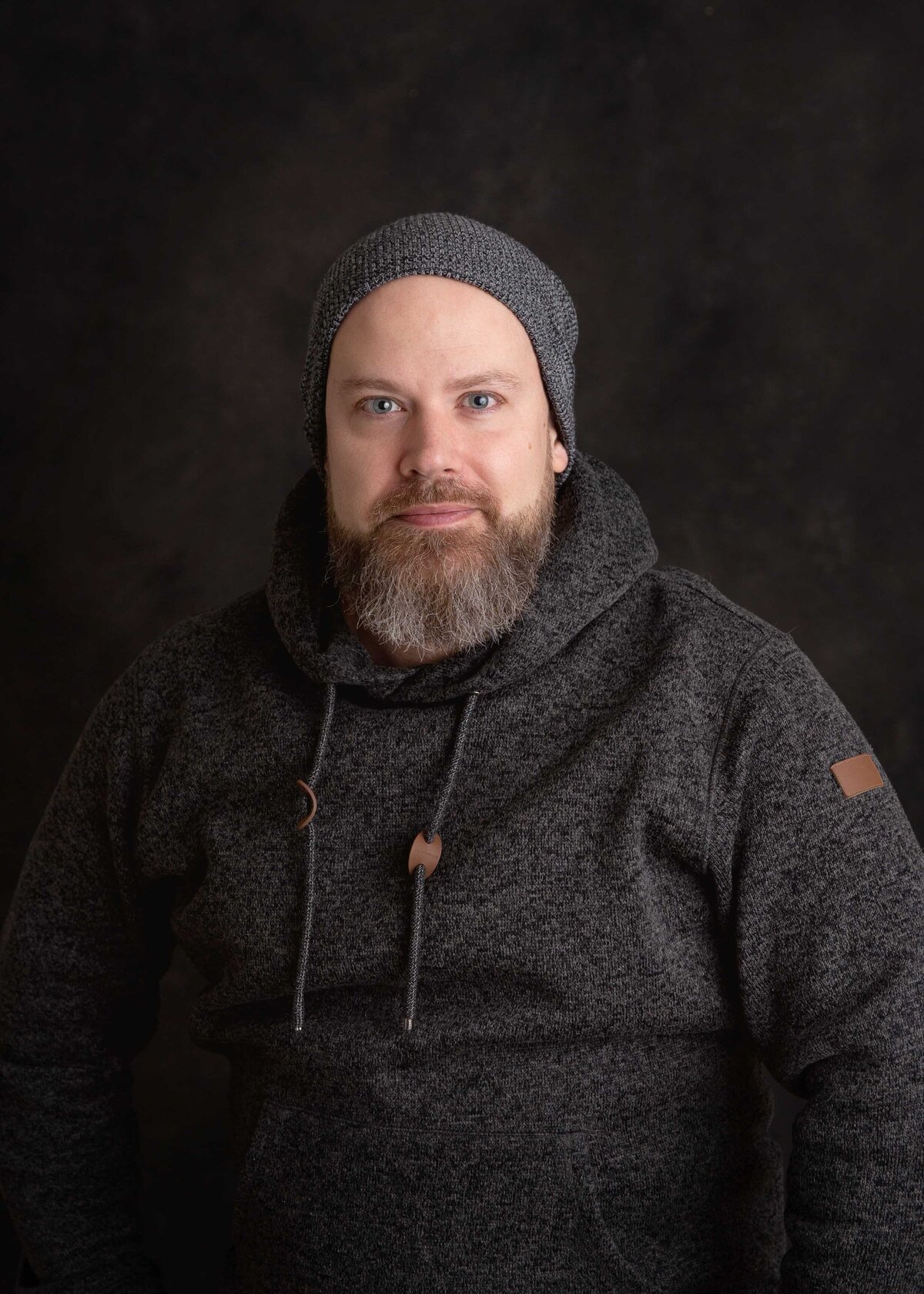 Calgary Headshot Photographer - Yannick Bedard - Small (5)