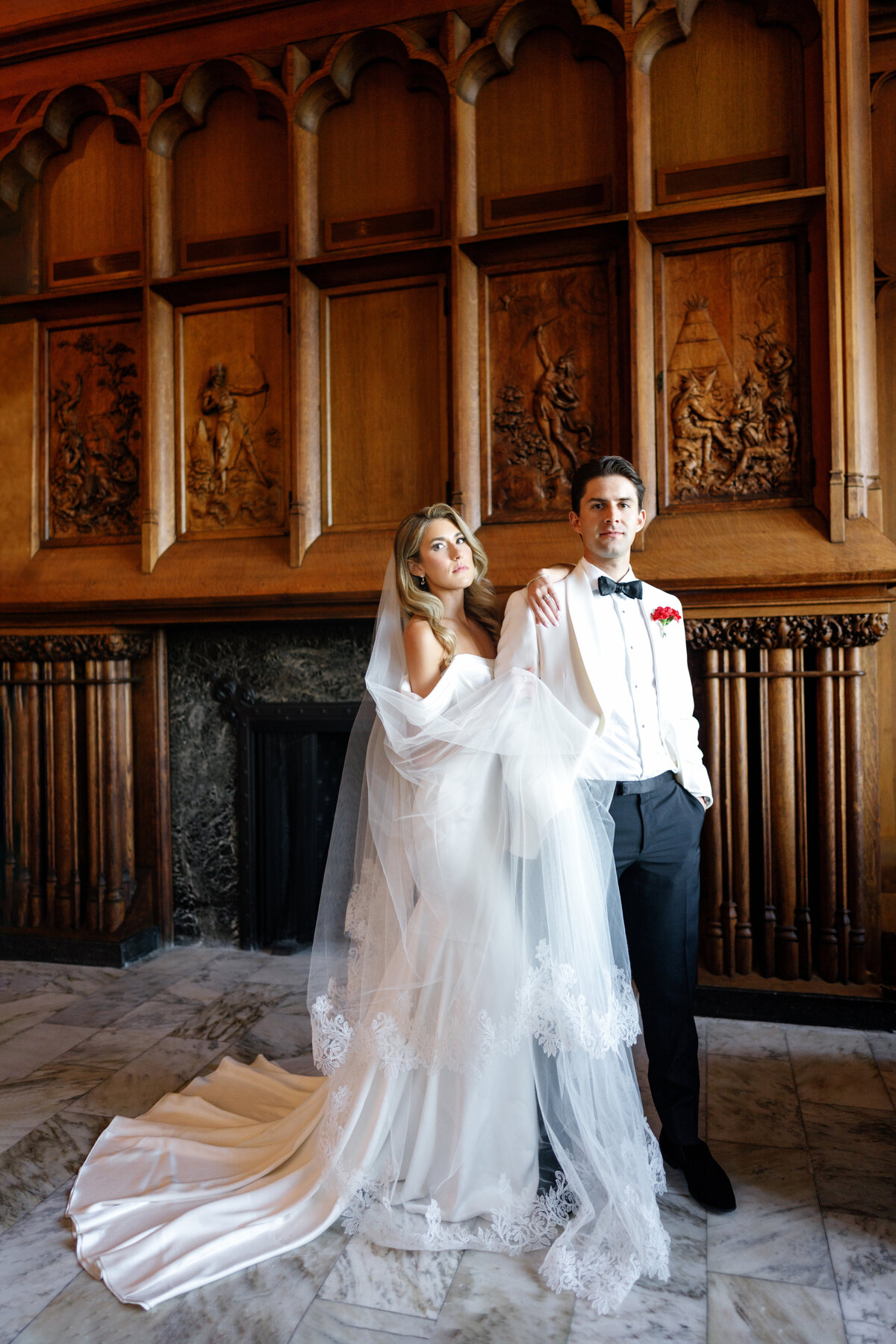 Aspen-Avenue-Chicago-Wedding-Photographer-Chicago-Athletic-Association-Simplicitee-XO-Design-Co-St-Mary-of-the-Angels-Church-Anomalie-Beauty-Timeless-Vogue-127