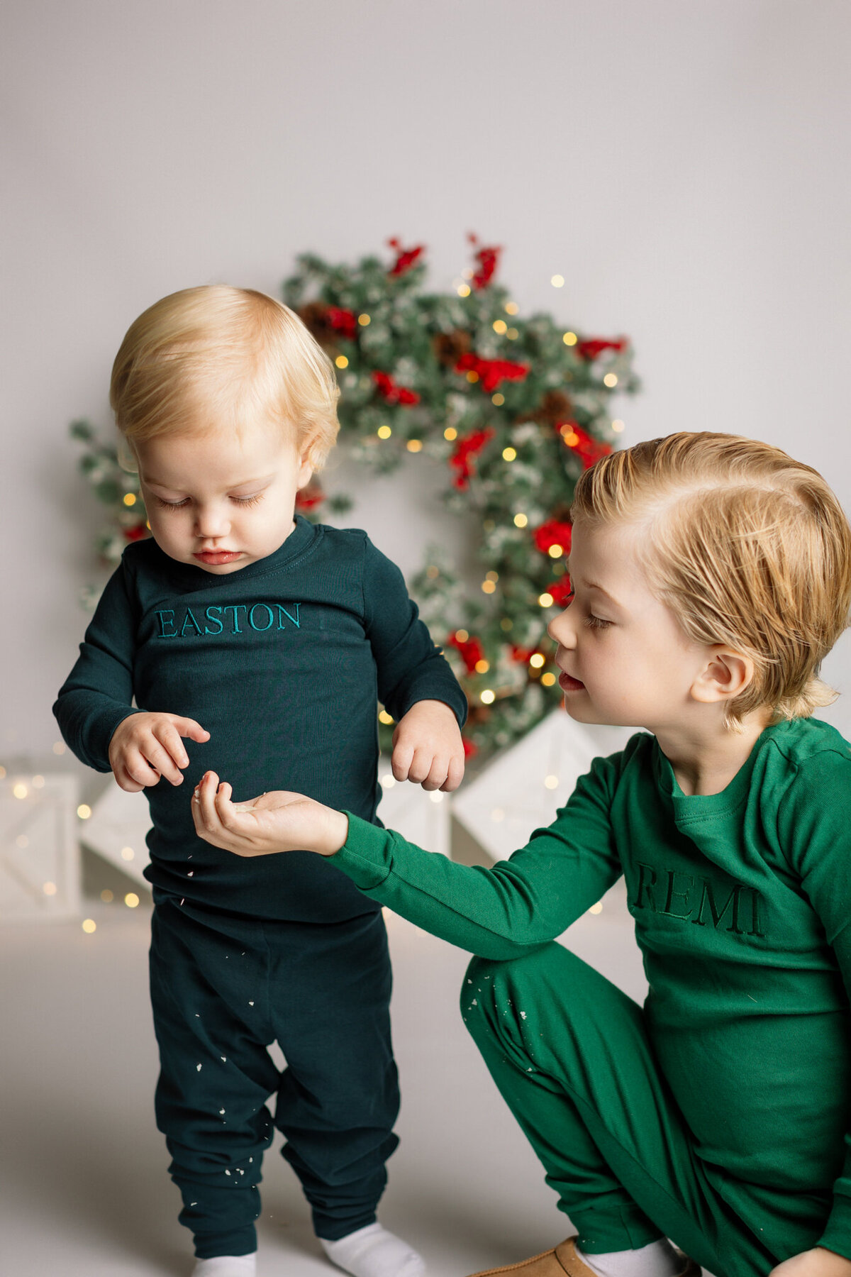 Best NWA holiday photographer, holiday portraits near me, Northwest Arkansas holiday photography, NW Arkansas holiday photos, NWA santa photos