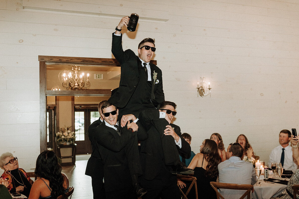 elegant-lilydale-wedding-54