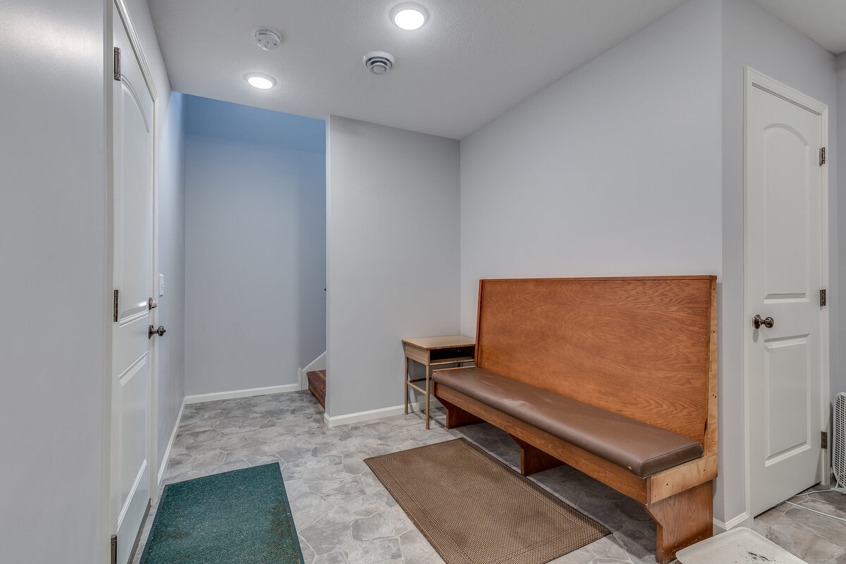 7302 Isaak Ave NW_21-SMALL