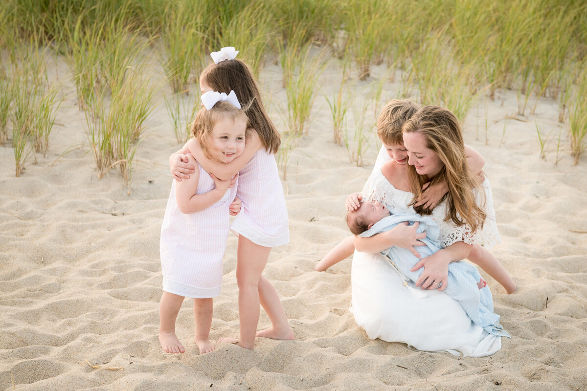 Boston-Newborn-photographer-family-photography-Bella-Wang-Photography-outdoor-baby-beach-session-13