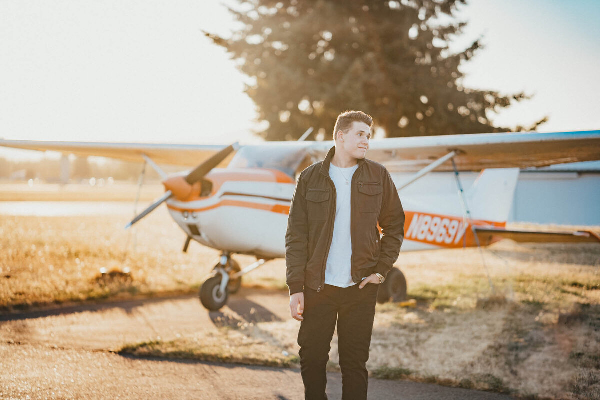 moments-and-mountains-photo-and-film-olympia-lacey-tumwater-photographer-senior-portraits-Noah-22 (6 of 36)