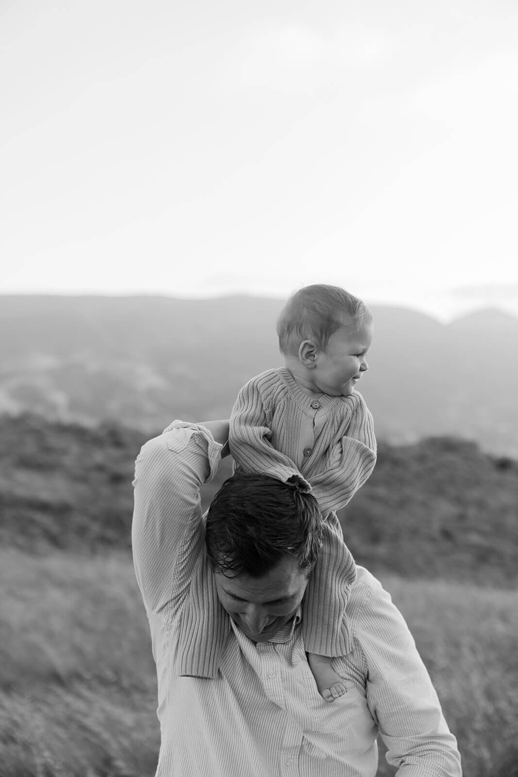 Countryside lifestyle family photos in San Luis Obispo by Photography by Samantha Anne