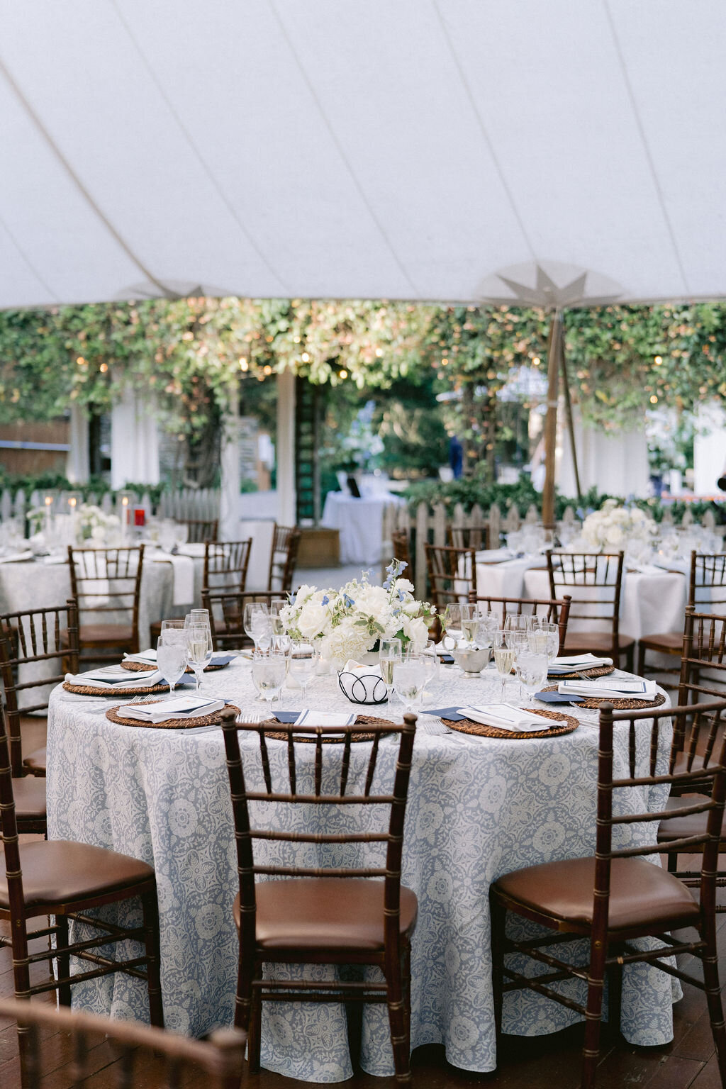 NikkiSanterre_EastCoastLuxuryWeddingPhotographer_CliftonInnWedding_Sky&Ryan-687