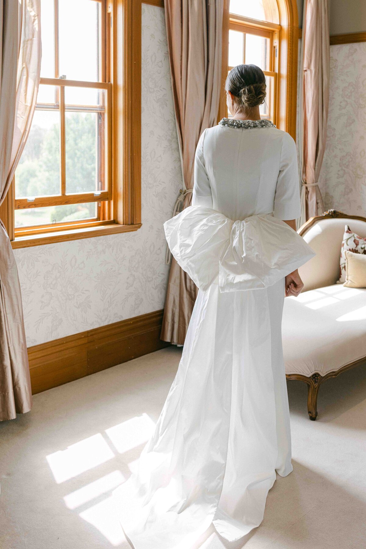 back view of the bride's wedding dress