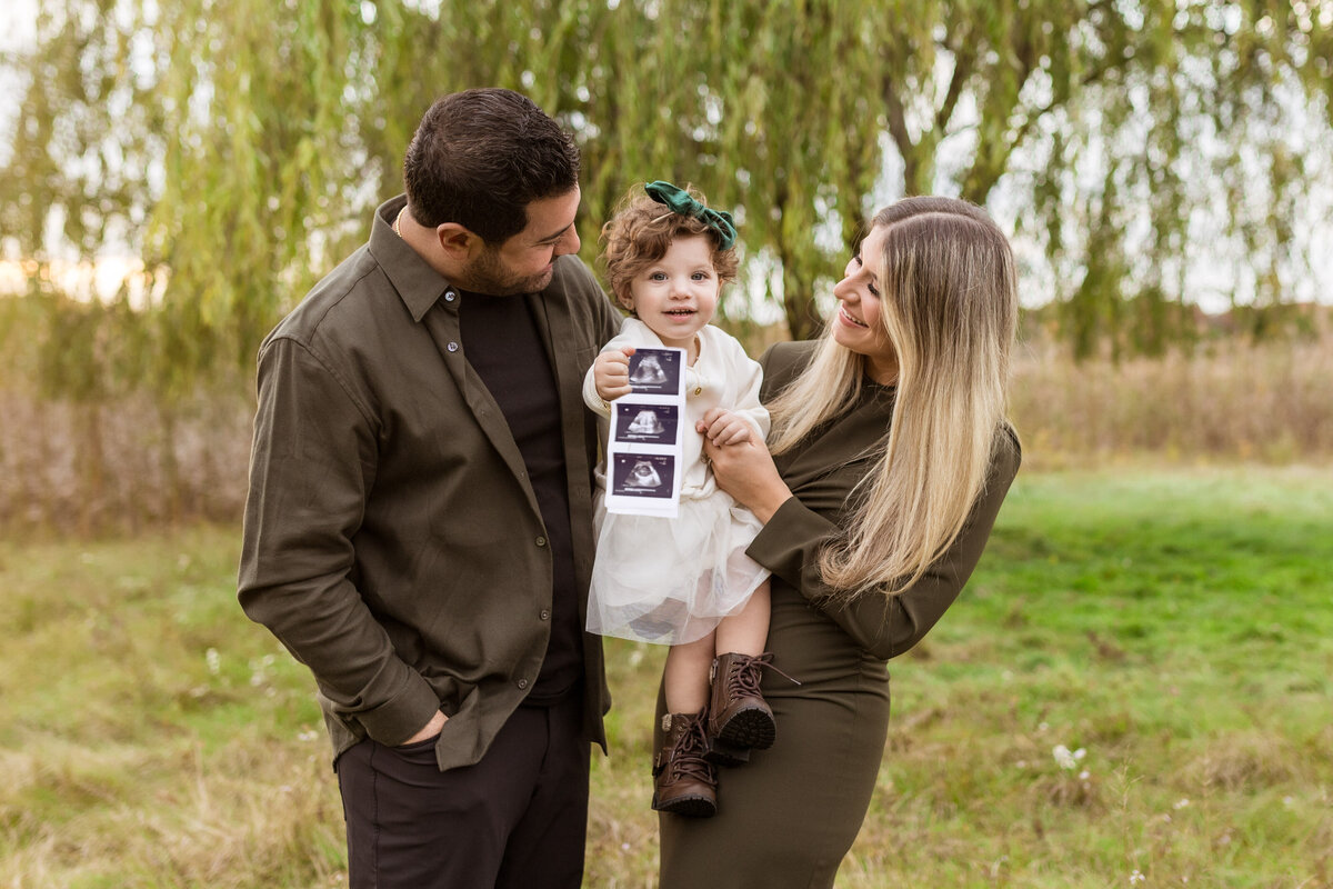 Waterford Baby Announcement Photos by Savvy Shoots Photography